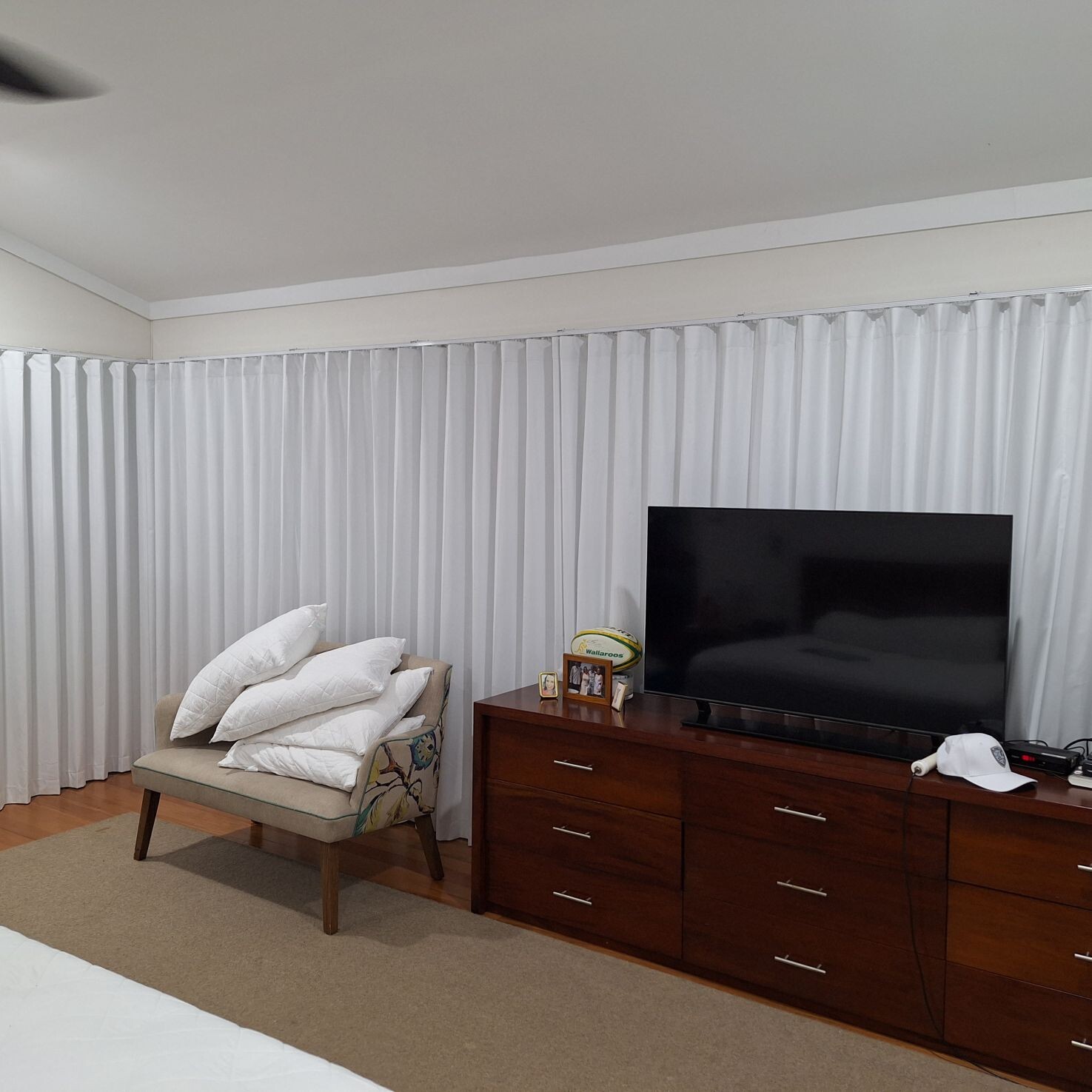Custom Curtains Box 4-4